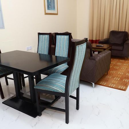 Onyx Hotel Apartments - Maha Hospitality Group อัจมาน ภายนอก รูปภาพ