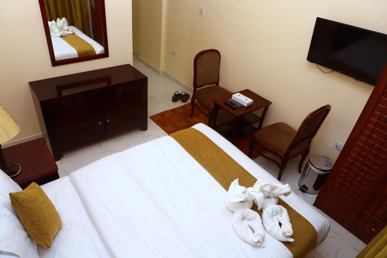 Onyx Hotel Apartments - Maha Hospitality Group อัจมาน ภายนอก รูปภาพ