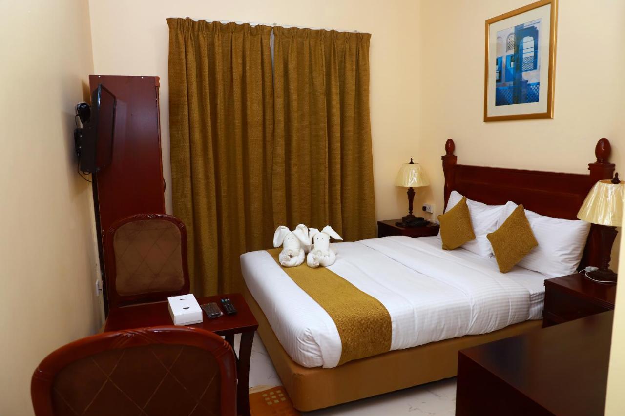 Onyx Hotel Apartments - Maha Hospitality Group อัจมาน ภายนอก รูปภาพ