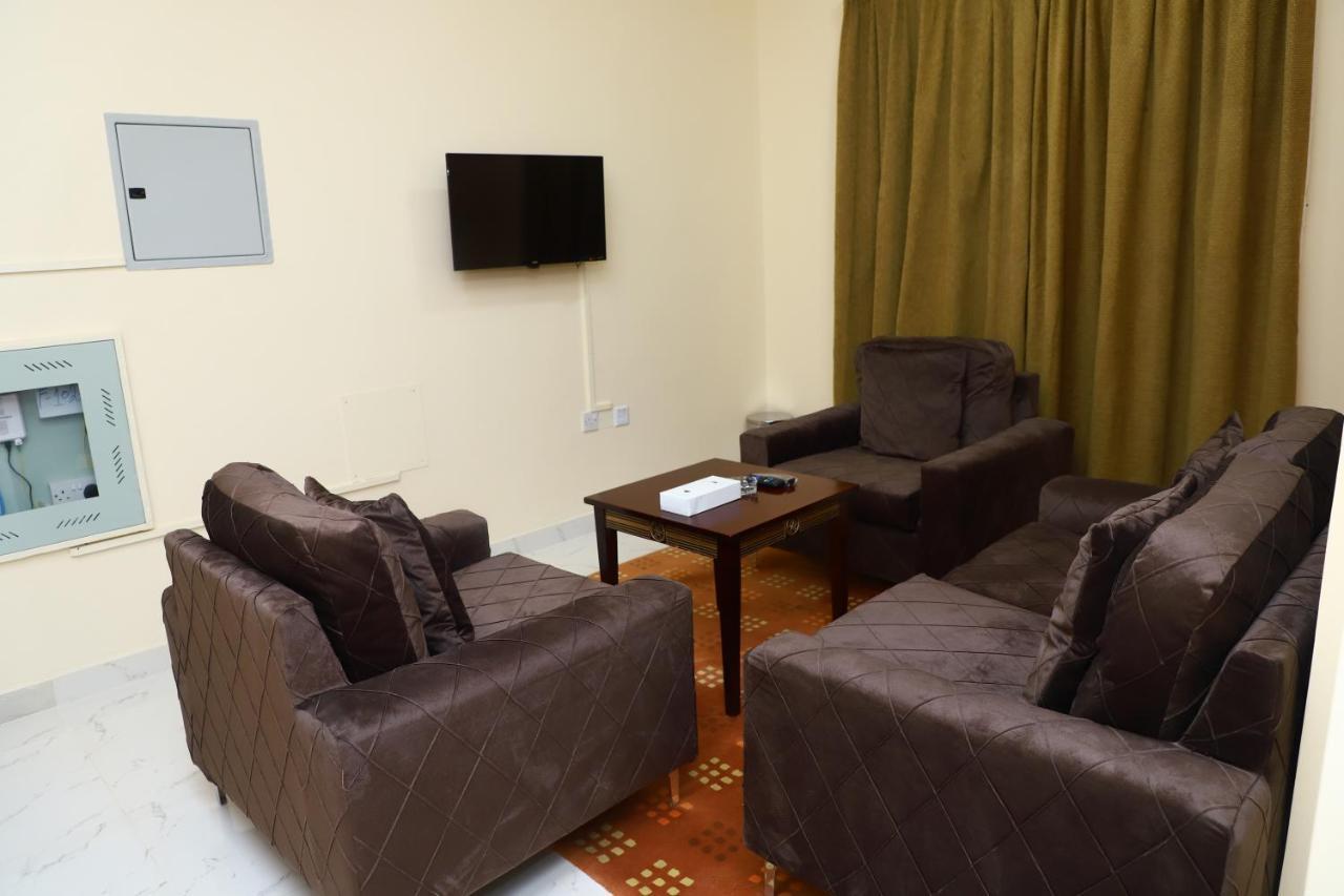 Onyx Hotel Apartments - Maha Hospitality Group อัจมาน ภายนอก รูปภาพ